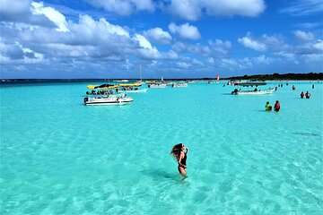 Discover Bacalar 7 Colors lagoon & Ponton Boat Ride from Tulum