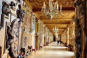Fontainebleau, Versailles, Trianon Small group from Paris