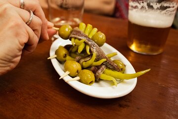Small Group Basque Food, Pintxos and Wine Tour in San Sebastian 