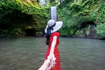 Best of Waterfalls: Tibumana waterfall, Tukad Cepung, & Tegenungan