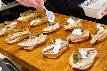 Venice Street Food Tour with Local Guide with Local Food Market Visit