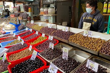 Foodie Walk Tour See the Buzzing Part of Athens and its Delicacies