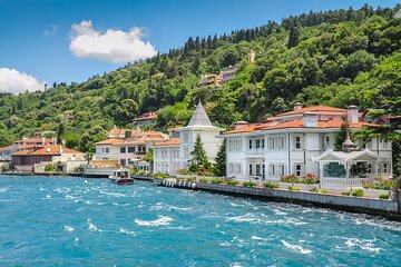 Istanbul Princes’ Islands Boat Trip with Lunch