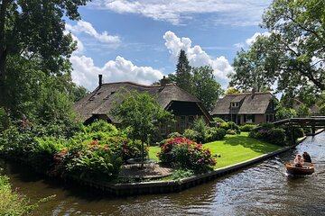 Giethoorn, Private Boat Tour & Zaanse Schans Windmills