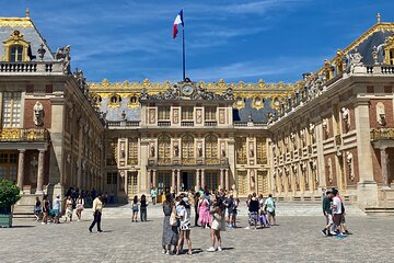 Private Versailles, Gardens, Trianon Live Guided Trip by Mercedes