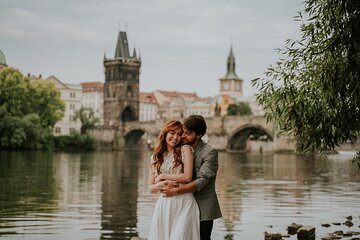 Photographer in Prague - Couple, engagement & portrait photoshoot