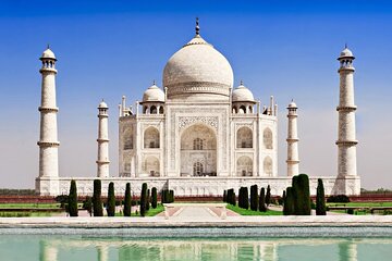 Private Guided Taj Mahal Tour from Delhi by Express Train