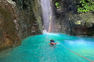 La Leona Waterfall: A Hidden Gem in the Canyons