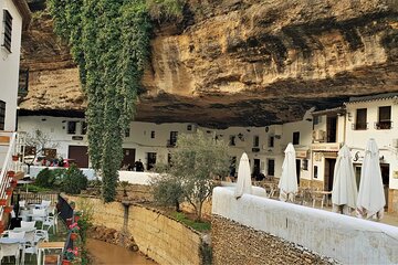  Private Tour of Ronda and Setenil de Las Bodegas