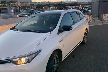Private transfer from CDG or ORY airport to Paris or Disney hotels