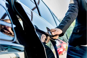 Private Airport Transfer Paris - Round Trip