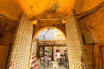 Walk in the Historical Bazaars of Istanbul