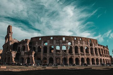 Rome: Colosseum Express Tour,Forum &Palatine Hill Entry