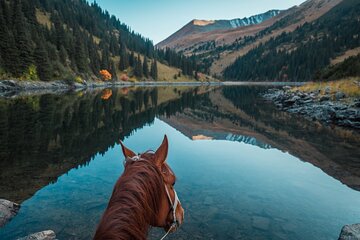 3-Day Private Horseback Riding and Hiking Tour in Kolsay