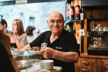 Barcelona Gothic Quarter Tapas & Taverns Food & Wine Tour