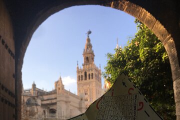 Urban Adventure Game in Seville with an app