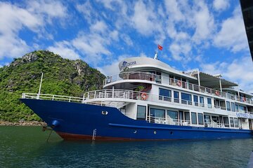 Sapphire Cruise - Luxury Halong Bay Tour 2 Days 1 Night 