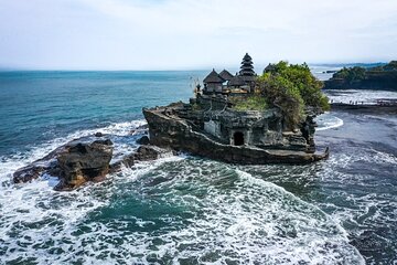 Royal Family Temple, Monkey Forest, and Tanah Lot Sunset Tour