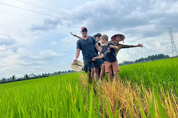 Mekong Delta Luxury Tour 1 Day Bike & Cooking Classes Group 10pax