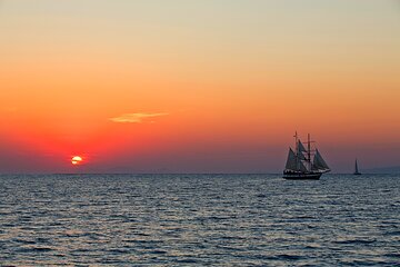 Santorini Sunset Cruise