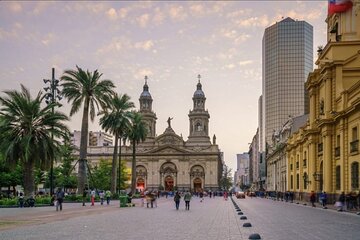 Private Walking Tour of the Historic Center of Santiago