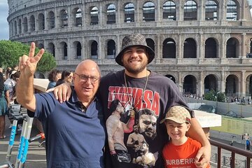 4 Hours Private Guided Tour of Rome with Pickup in Luxury Minivan
