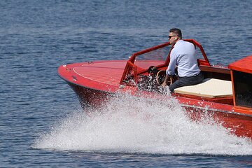 2 Hours Private Wooden Boat Tour on Lake Como 10 pax