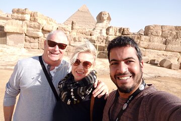 Full-Day Private Tour to Giza Pyramids,Sphinx & National museum of Civilization 