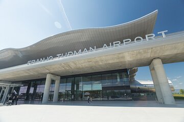 Private Transfer: Zadar to or from Zagreb incl. Airport