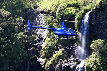 Fiji Private Helicopter Tour Sleeping Giant and Koroyanitu Heritage Park