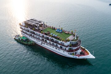 5 Star Amanda Cruise - BEST SELLER 2 Day/1 Night in Halong Bay