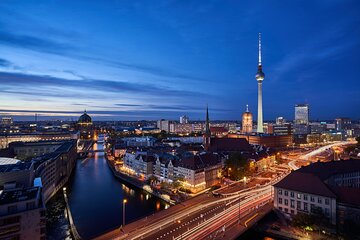 Berlin 4-Course Sunset Dinner Cruise Including Drinks 