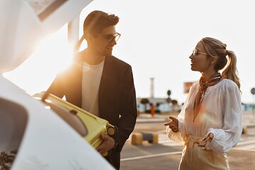 Private Sedan Transfer Charles de Gaulle Airport to Paris