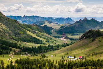 Chinggis Khan Equestrian Statue Complex & Terelj National Park -Private Day Tour