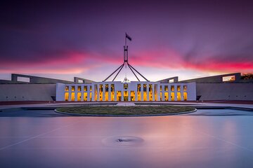 Discover Pearls of Canberra - Private Walking Tour