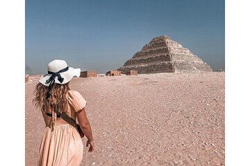 Giza Pyramids, Sakkara and Memphis 