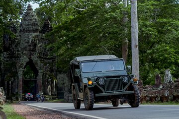 Sunrise VIP Angkor Tour with Jeep M151 A2