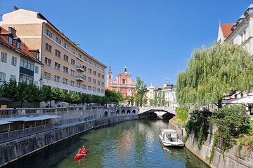 Slovenia's highlights: Bled lake and Ljubljana Full-Day Private Tour from Zagreb