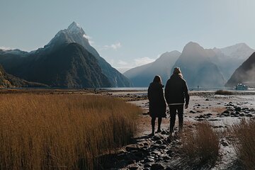 Milford Sound Fly Explore Fly ex Queenstown by Glenorchy Air