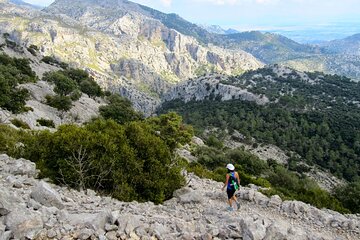 Alpine Hiking Tour in Winter Mallorca