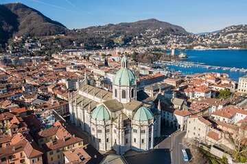 Como: Guided City Walking Tour with Cruise Ticket