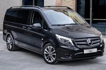 Private Airport Transfers / Istanbul Airport-Taksim Area 