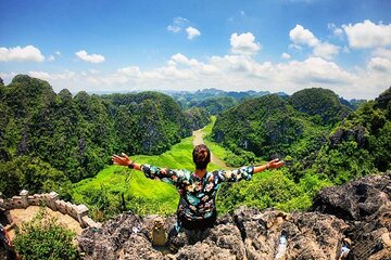 HOA LU -TRANG AN -MUA CAVE Full Day Including Boat Entrance Fees and Lunch