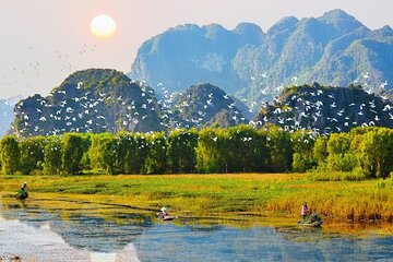 Hoa Lu, Tam Coc, Mua Cave Via Bike & Boat - Top Rated Tours 1 Day