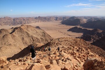 Hike to Jordan Highest Mountain, Umm Ad Dami with Meal and Stay