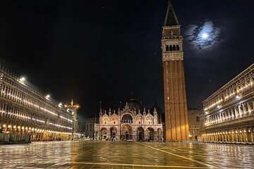 Saint Mark's Basilica at Night: Private Visit