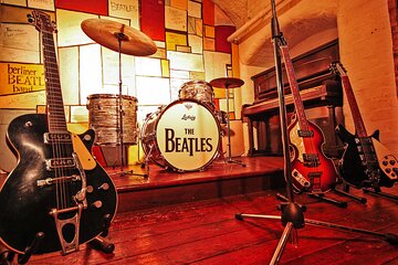 Liverpool Day Tour from London by Train including Beatles Story
