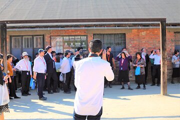 Auschwitz Birkenau: Live-Guided Tour with Transportation and Hotel Pickup