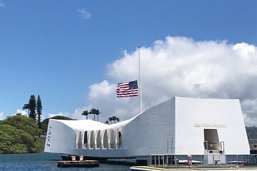 Remember Pearl Harbor, USS Arizona and Hawaiian History Tour