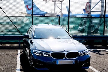 Private transfers between Orly airport and Paris